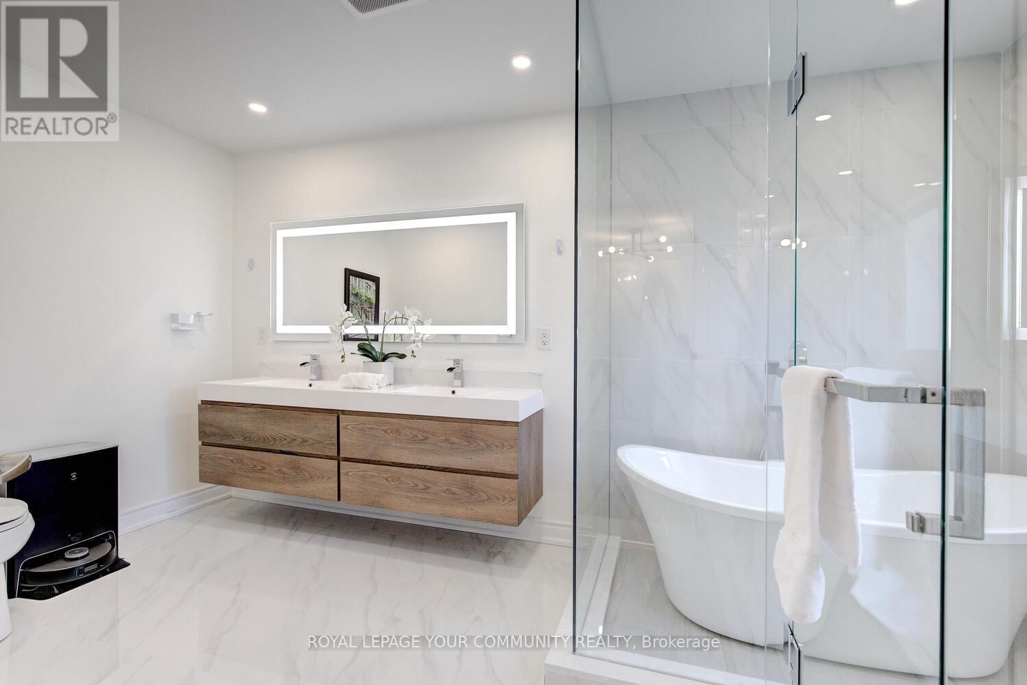 127 GOLDEN FOREST ROAD Image 28
