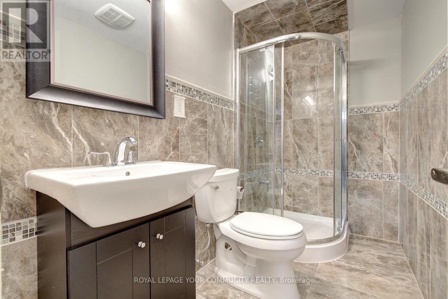 127 GOLDEN FOREST ROAD Image 38