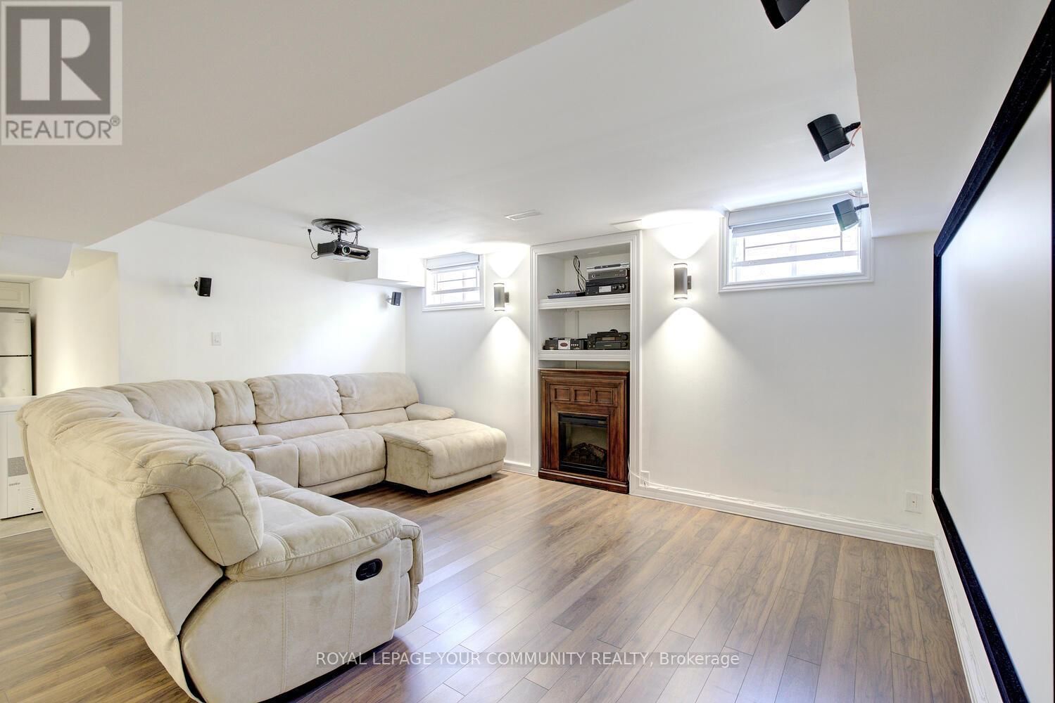 127 GOLDEN FOREST ROAD Image 43
