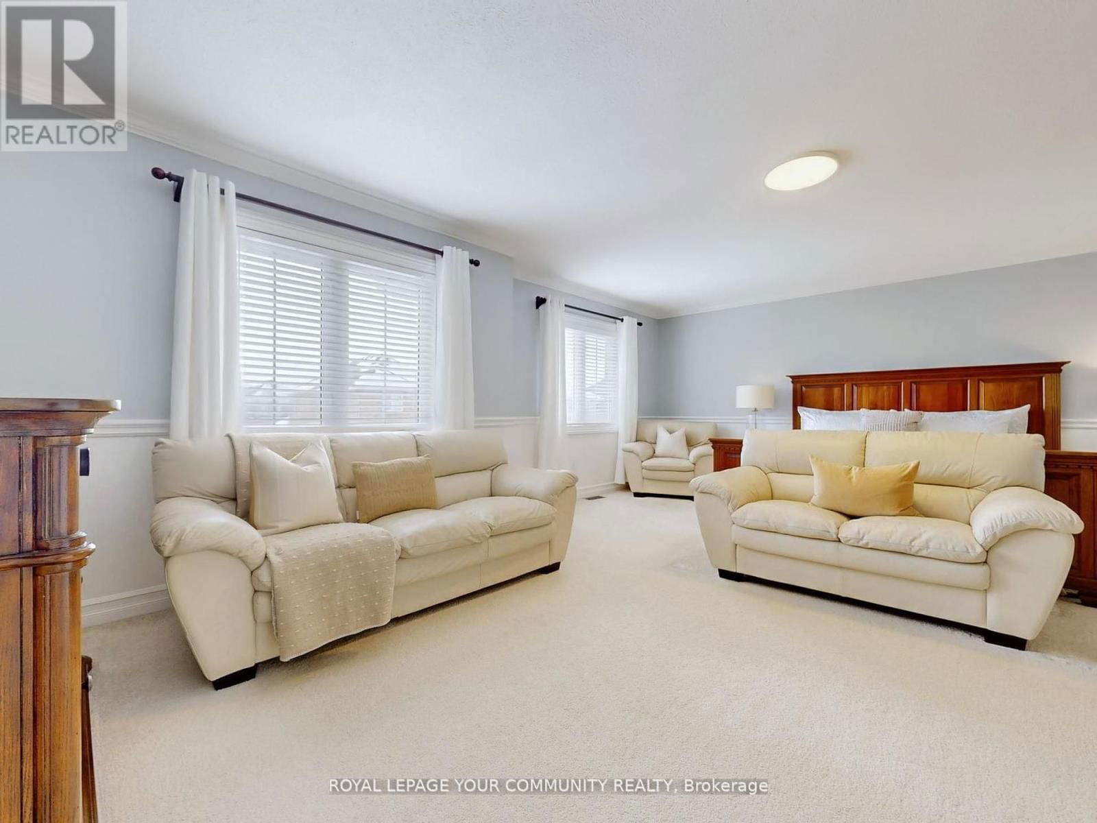 8 WHITESTONE DRIVE Image 26
