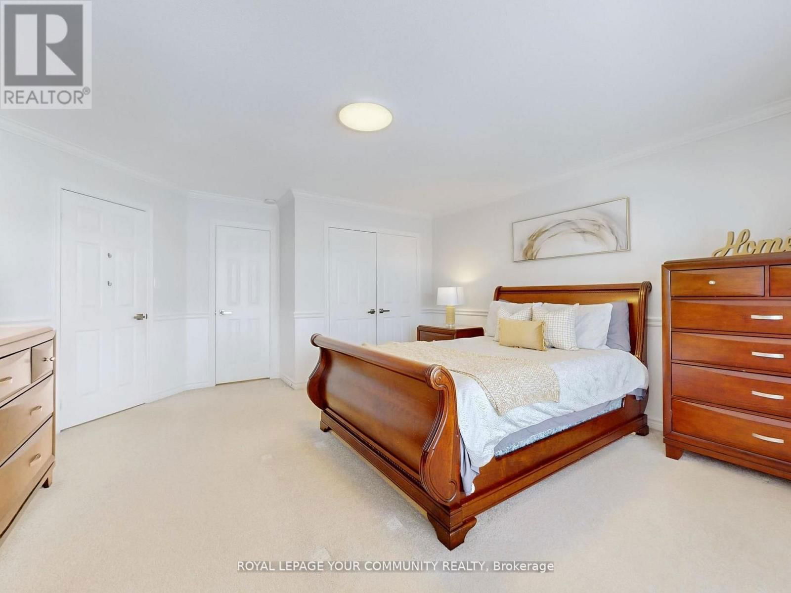 8 WHITESTONE DRIVE Image 31