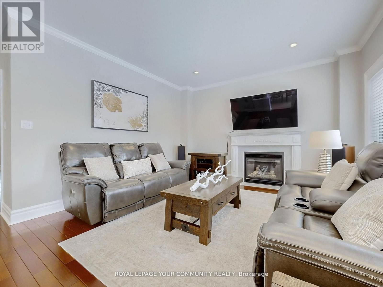 8 WHITESTONE DRIVE Image 9