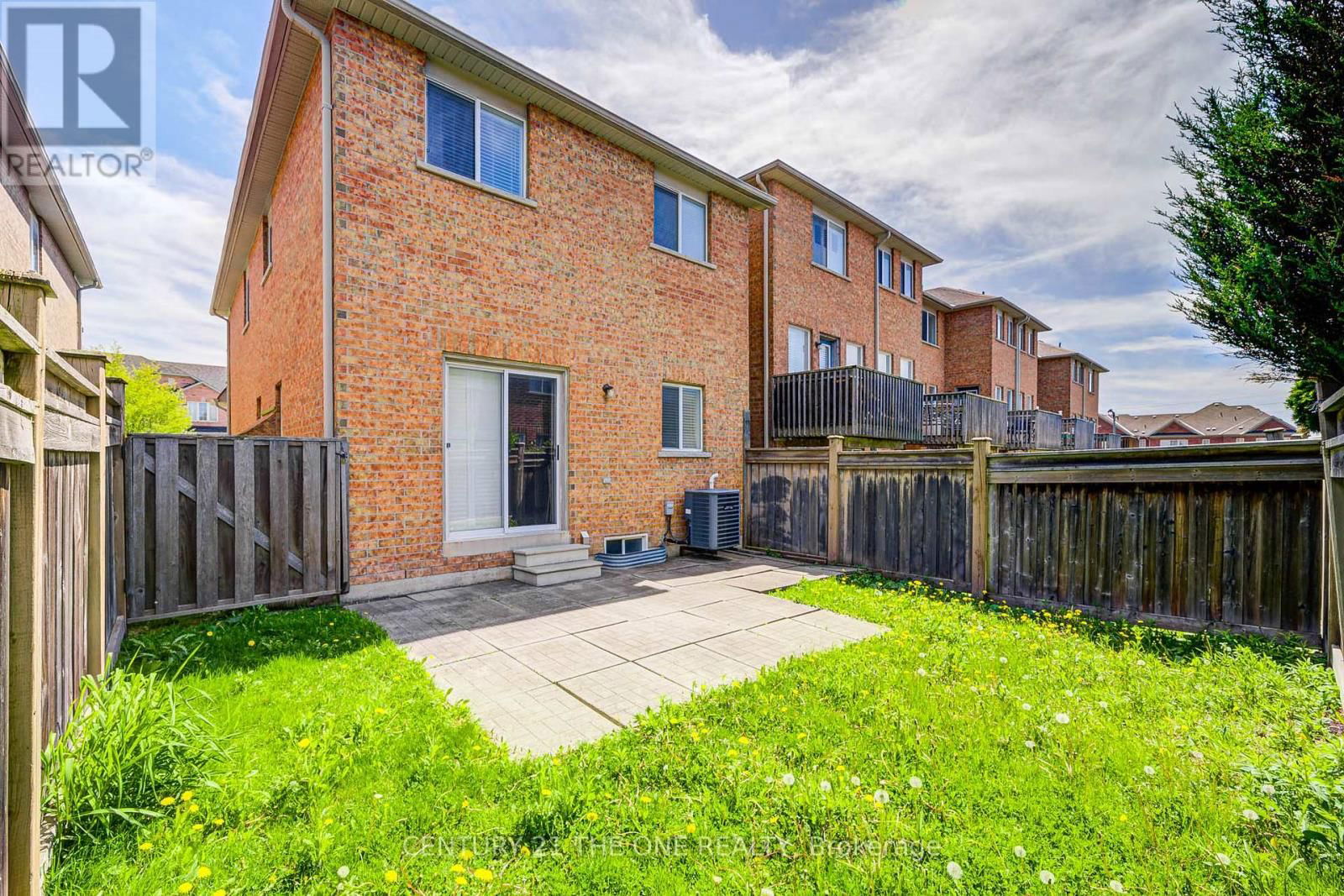 16 MARTELL GATE Image 18