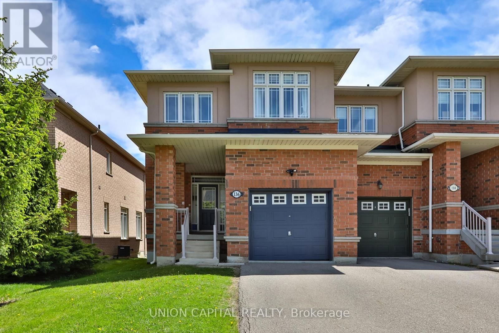 136 MISTYWOOD CRESCENT Image 1