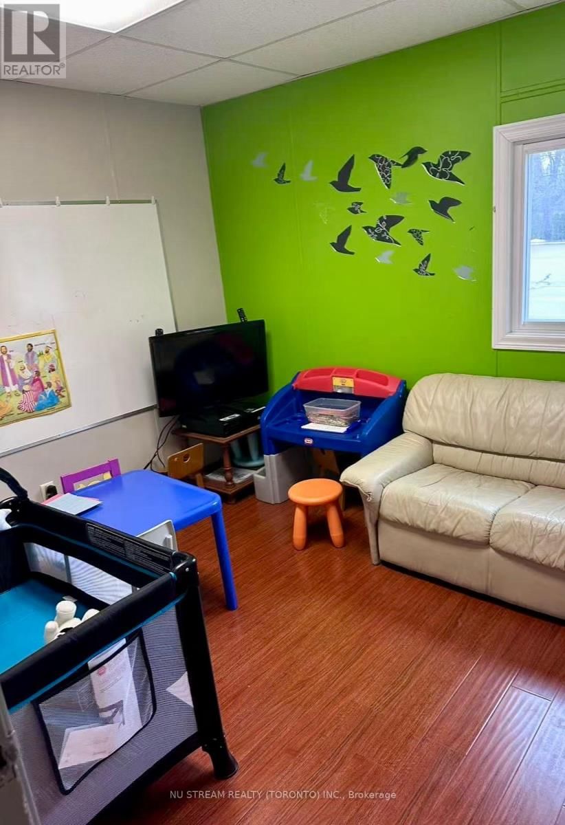 459 CROSBY AVENUE Image 2