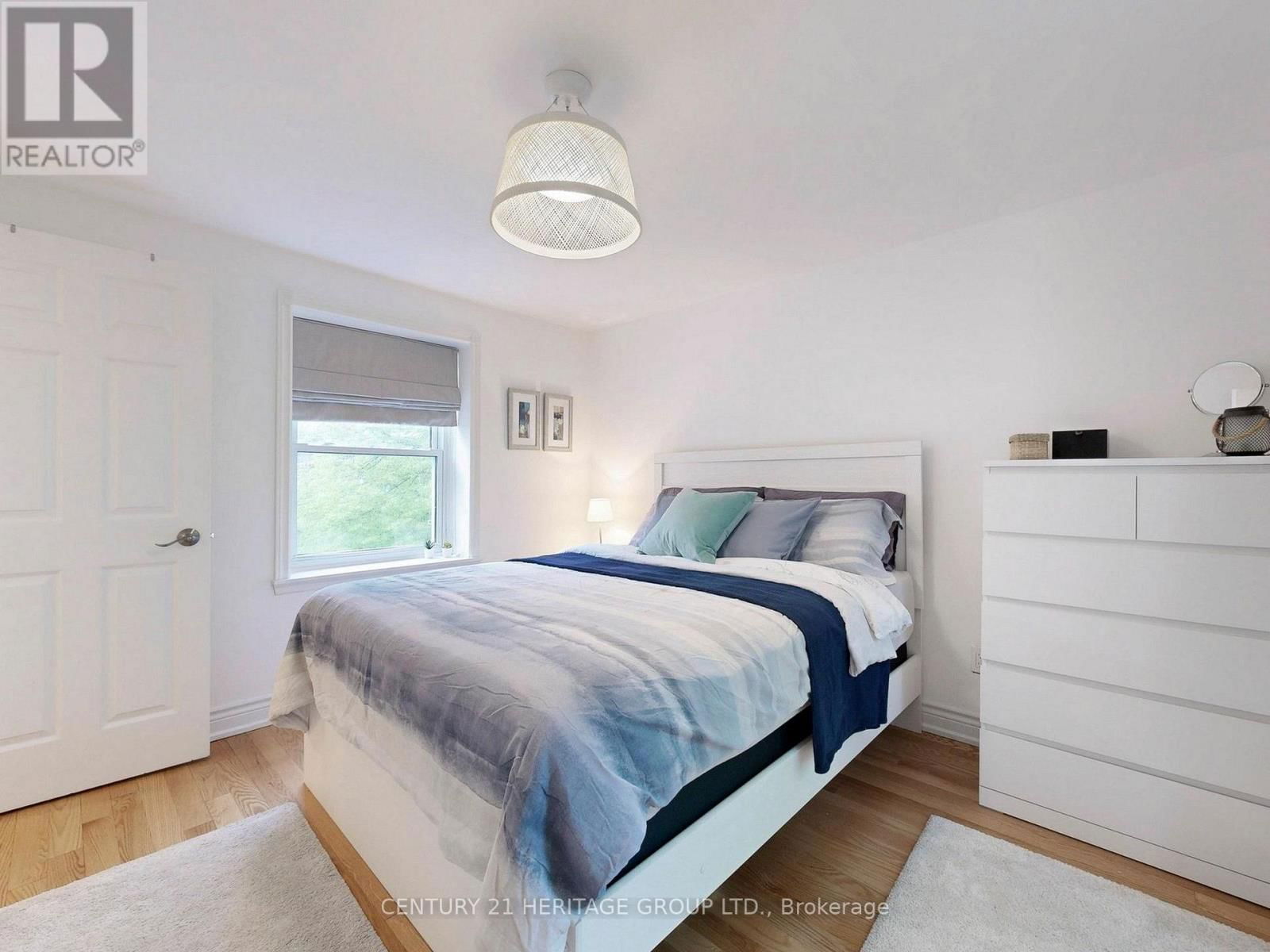 108 CONFEDERATION WAY Image 23