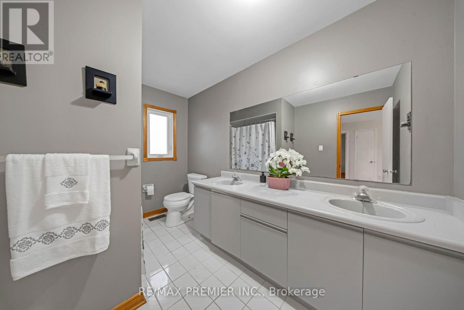 173 ANDY CRESCENT Image 28