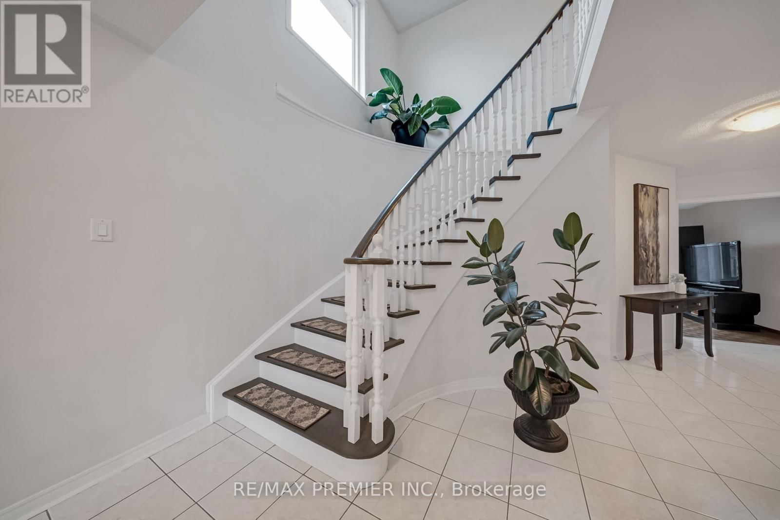 173 ANDY CRESCENT Image 3