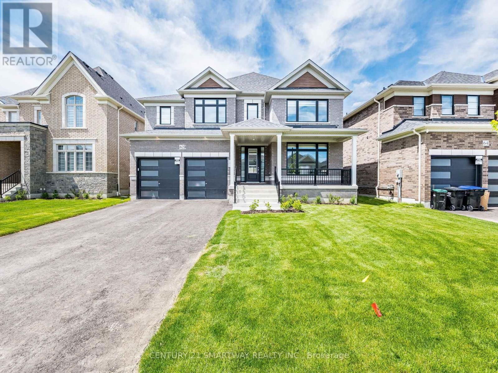 62 SANDHILL CRESCENT EAST Image 3