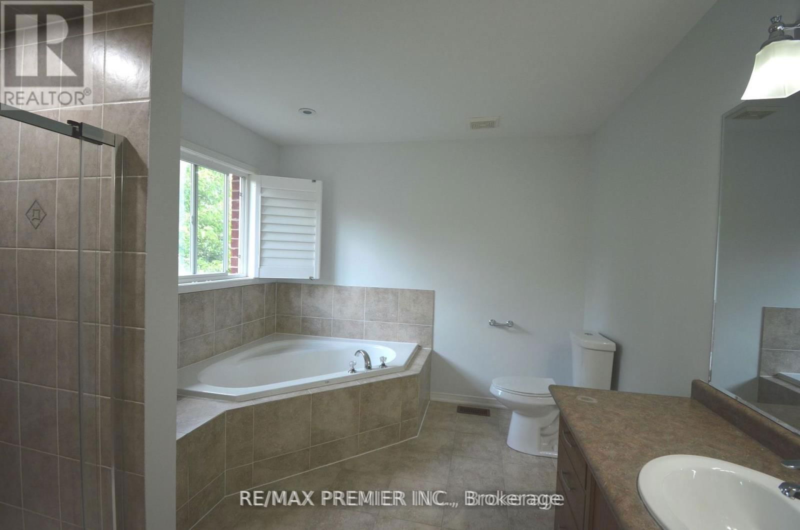 79 ROSARIO DRIVE Image 10
