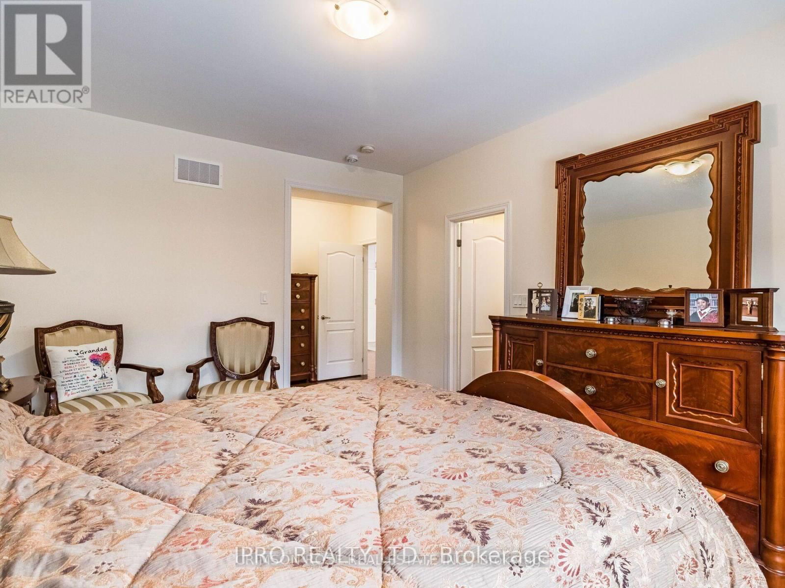 32 PIETROWSKI DRIVE Image 20