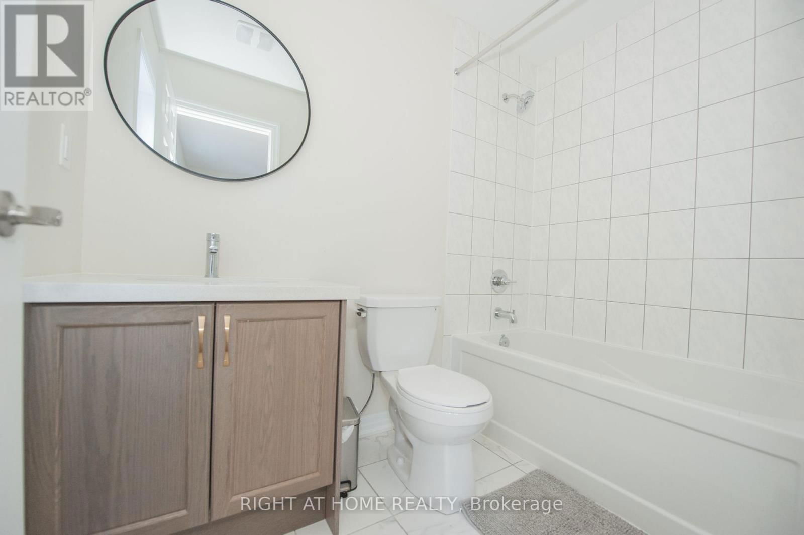 5 STENNETT DRIVE Image 37