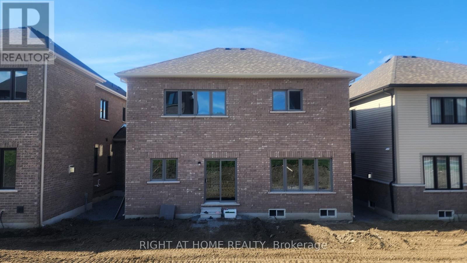 5 STENNETT DRIVE Image 44