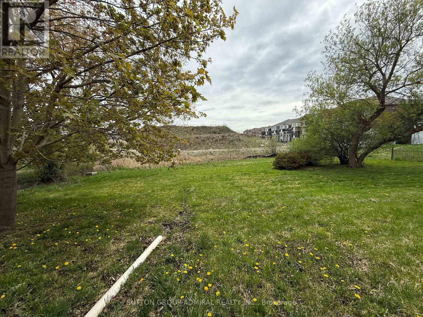 1585 19TH AVENUE Image 24