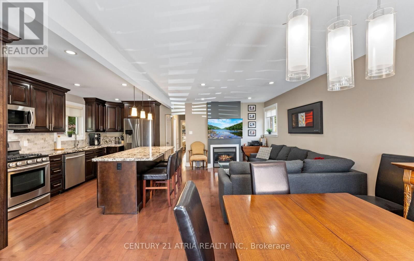 23 JERMAN STREET Image 25