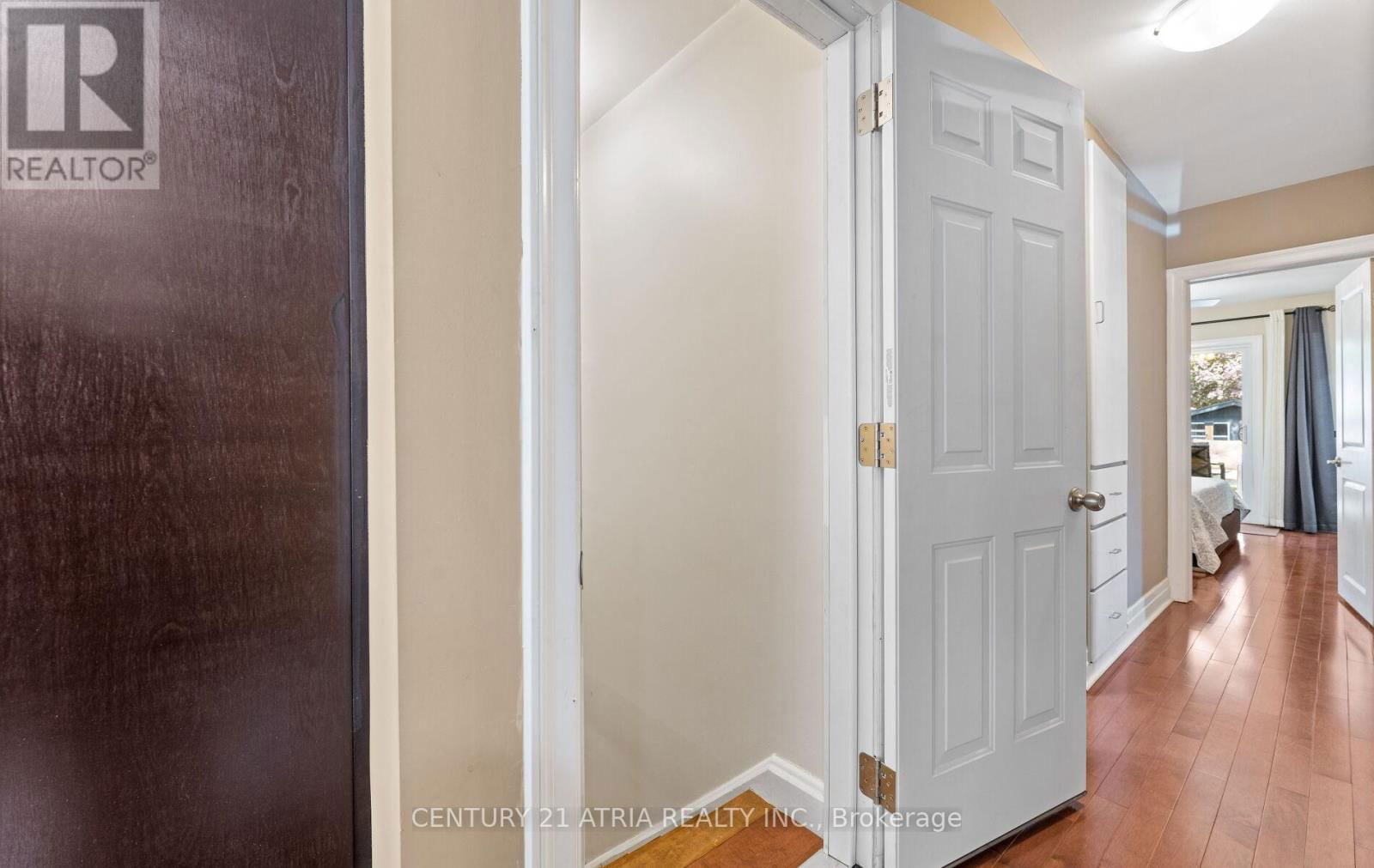 23 JERMAN STREET Image 38