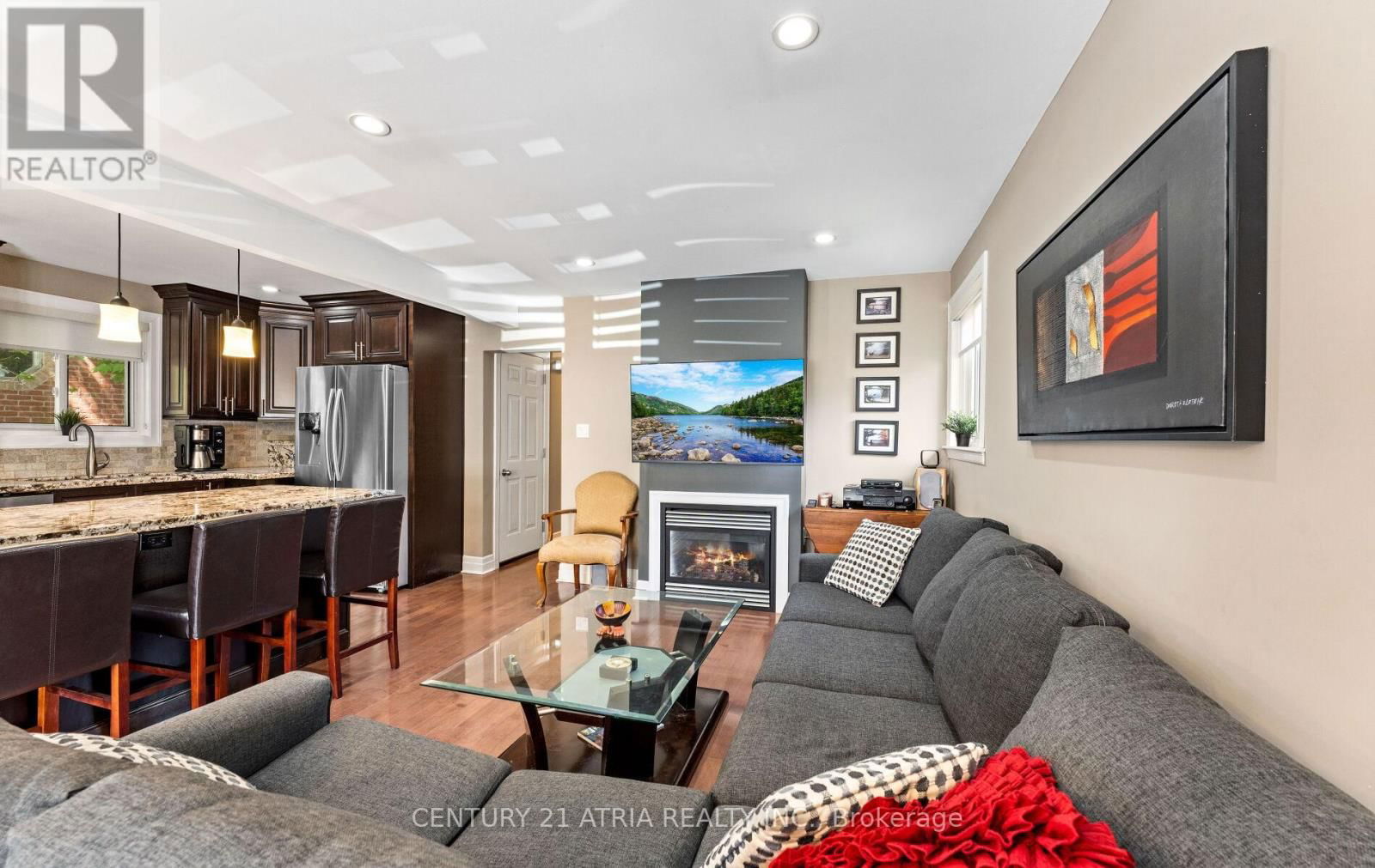 23 JERMAN STREET Image 4