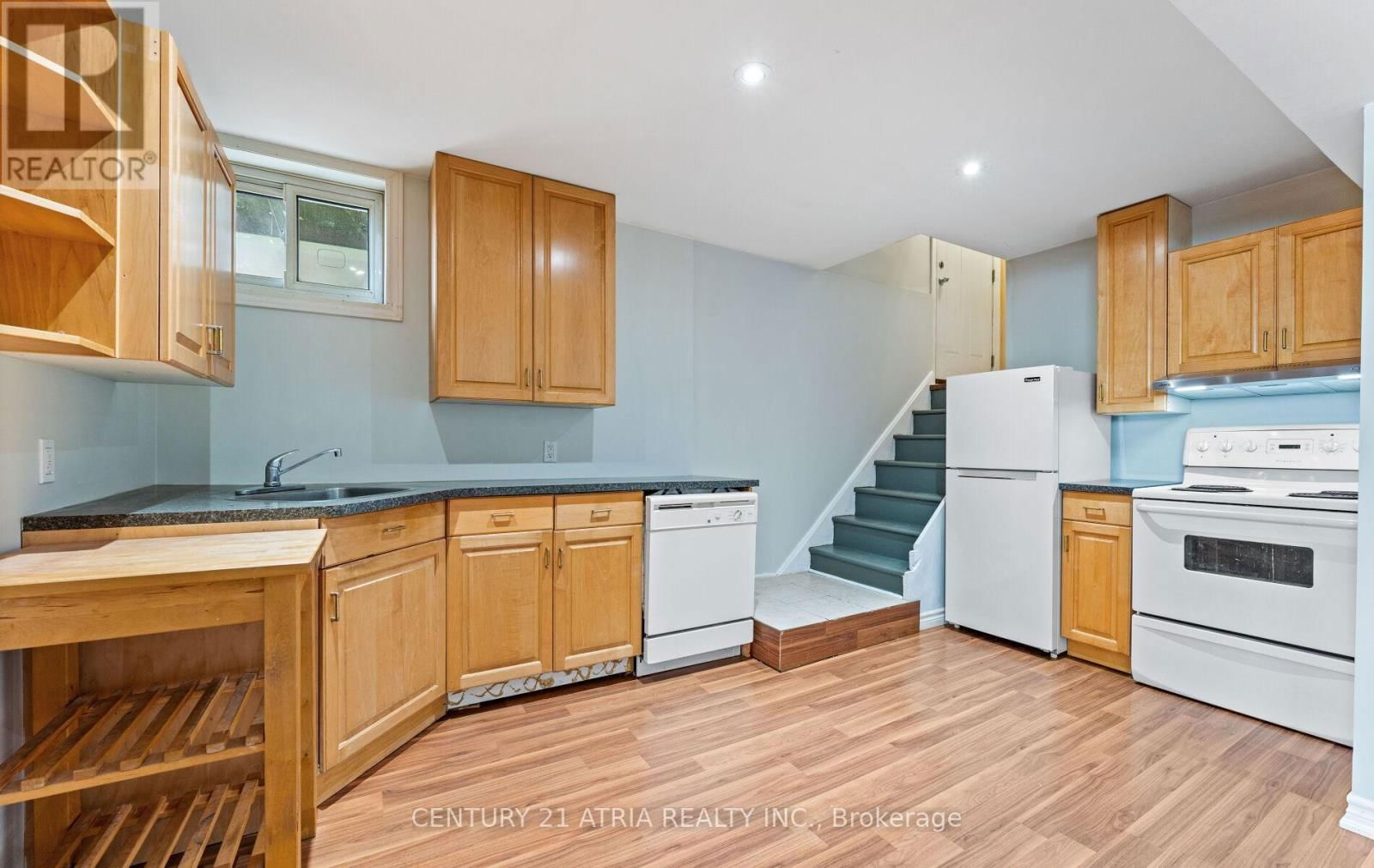 23 JERMAN STREET Image 40