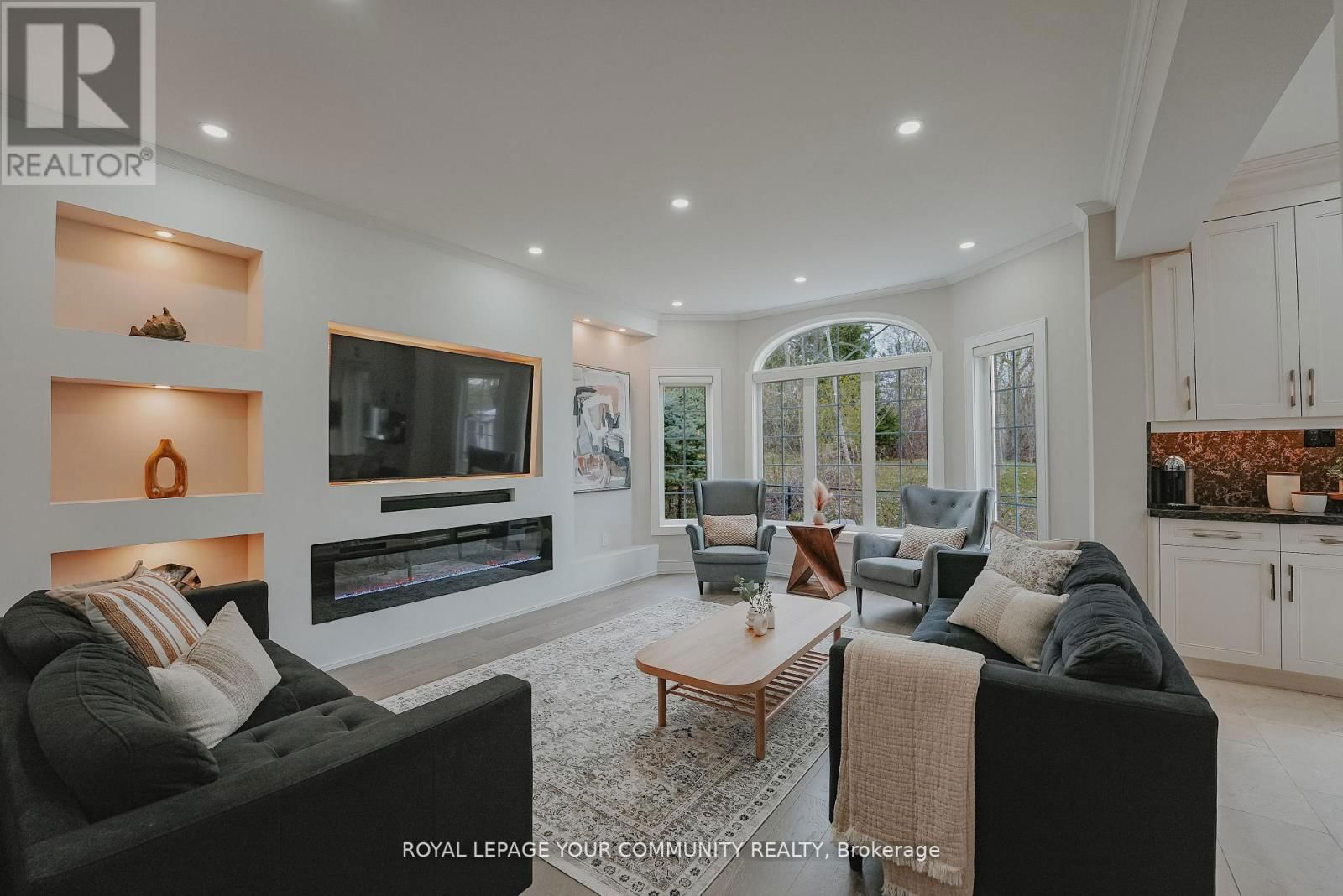 14 TRISH DRIVE Image 11