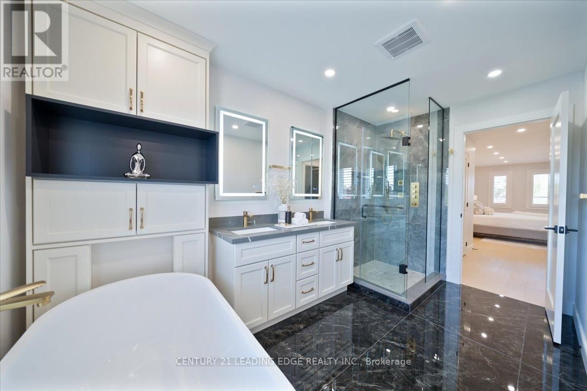 157 JEANNE DRIVE Image 20