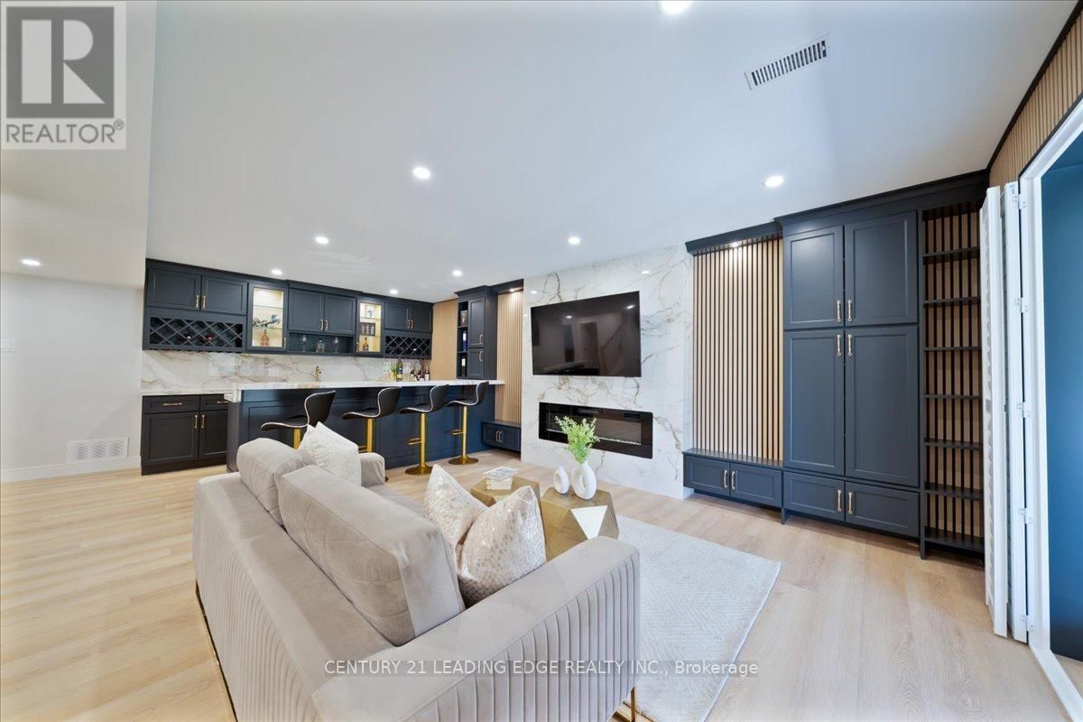 157 JEANNE DRIVE Image 29