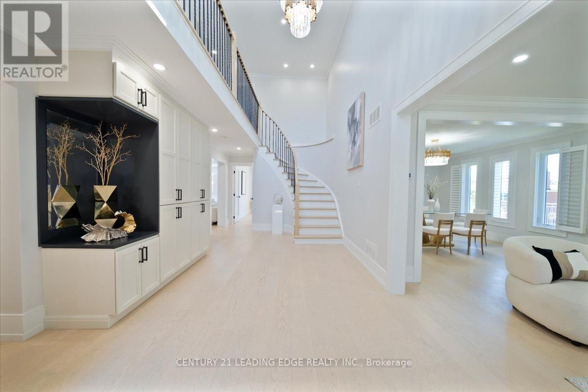 157 JEANNE DRIVE Image 3