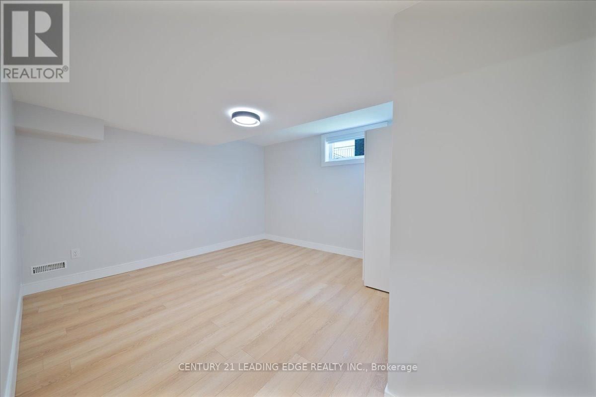 157 JEANNE DRIVE Image 35