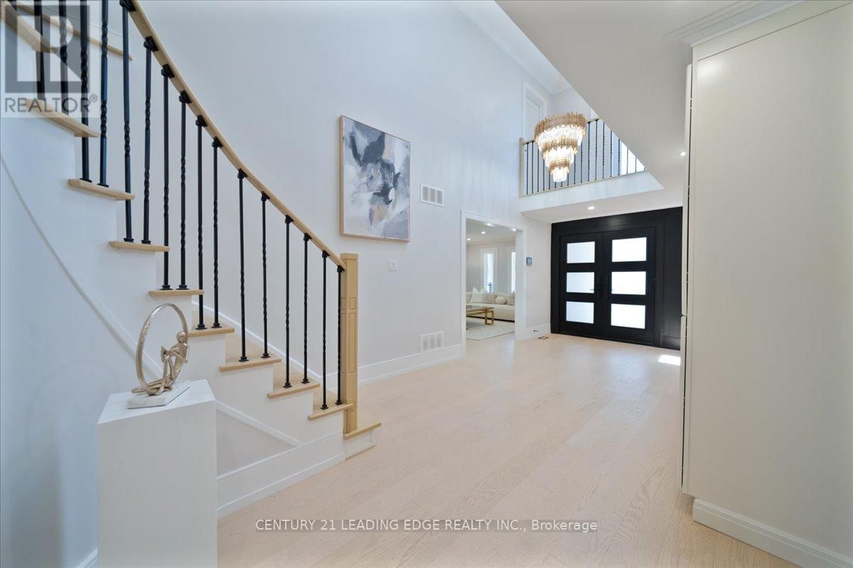 157 JEANNE DRIVE Image 4