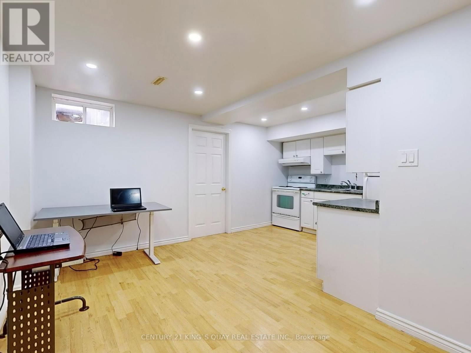 116 REDKEY DRIVE Image 32