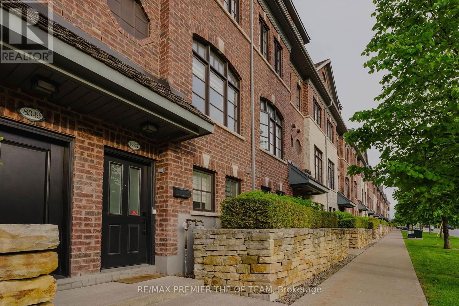 4 - 8347 KIPLING AVENUE Image 3