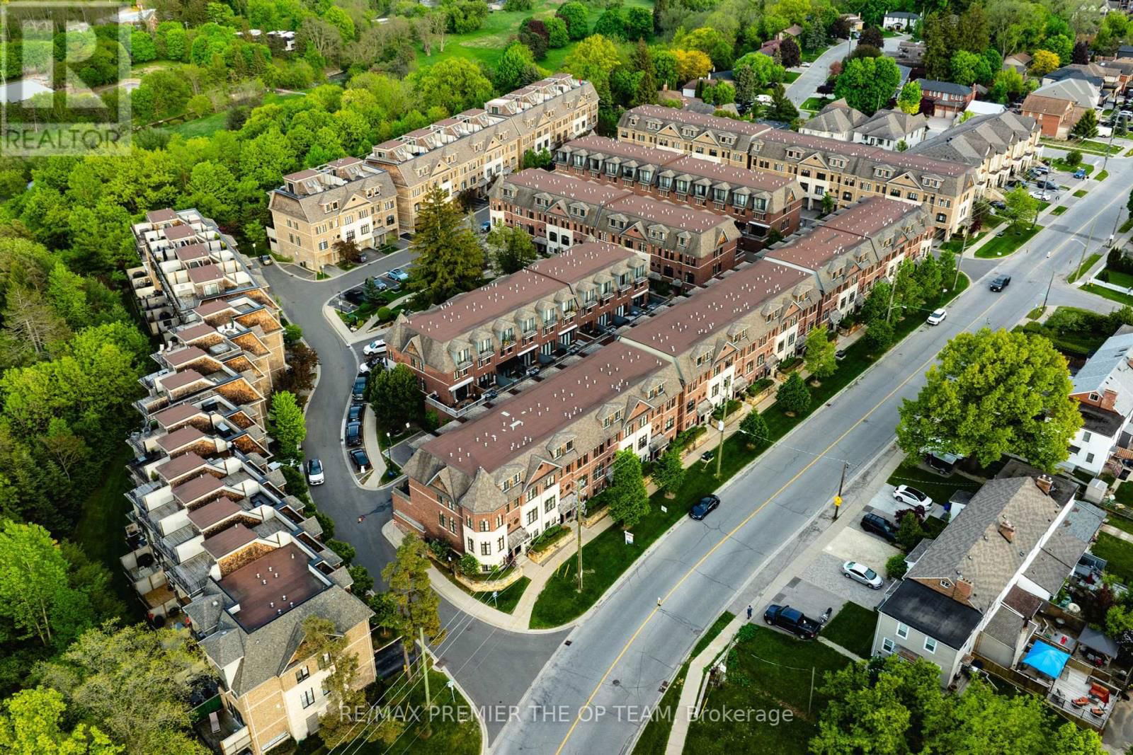 4 - 8347 KIPLING AVENUE Image 43