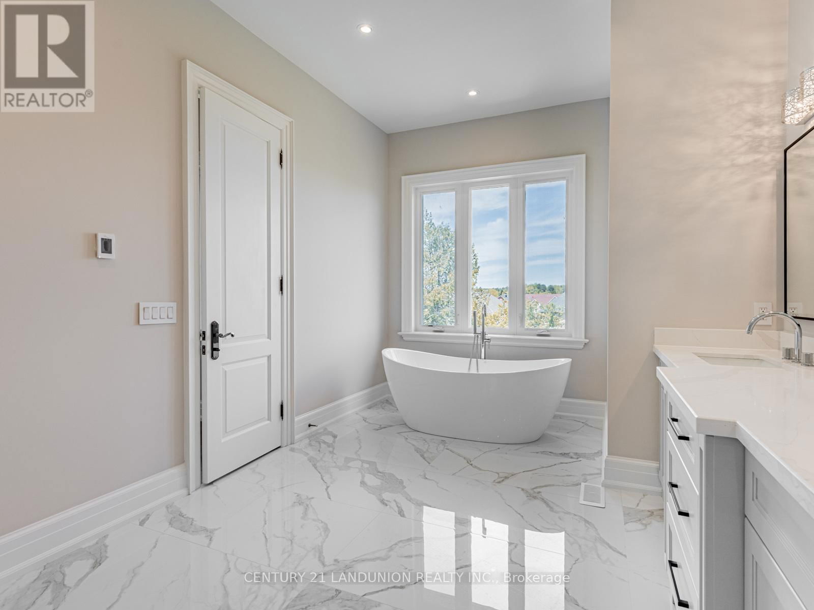 36A ELM GROVE AVENUE Image 25