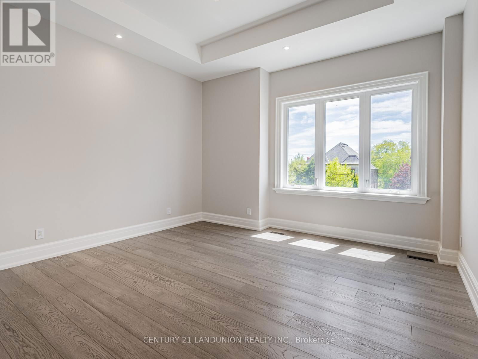 36A ELM GROVE AVENUE Image 33