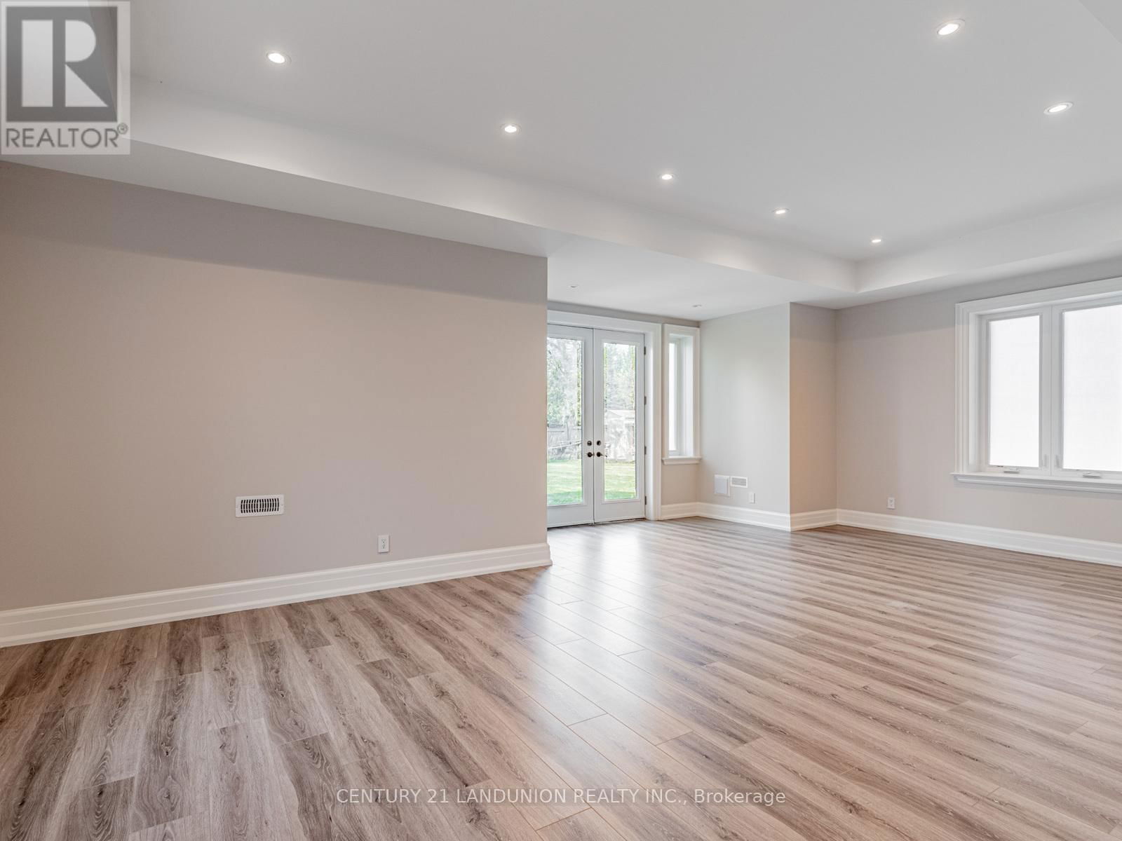 36A ELM GROVE AVENUE Image 38