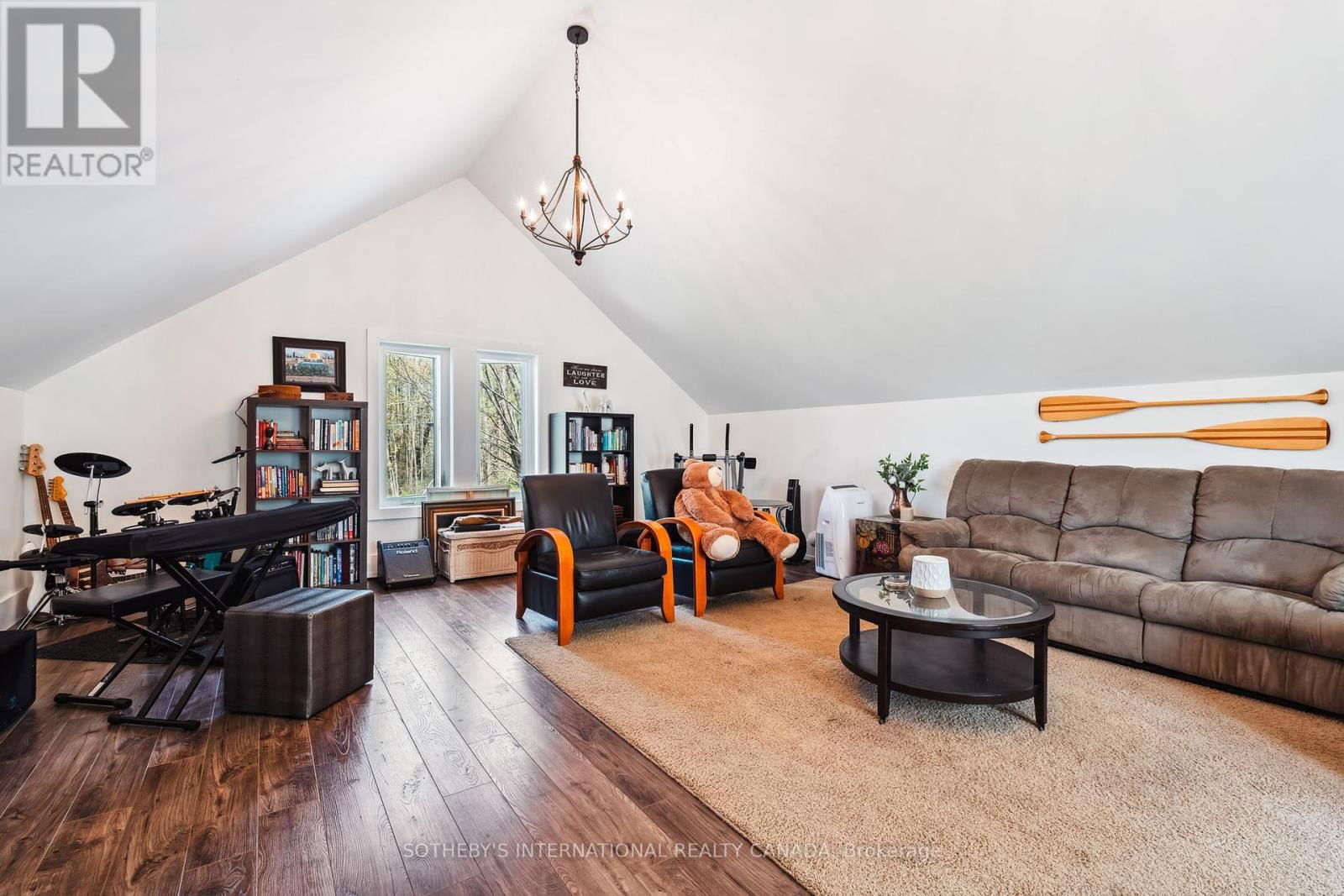 544 MILNE ROAD Image 35