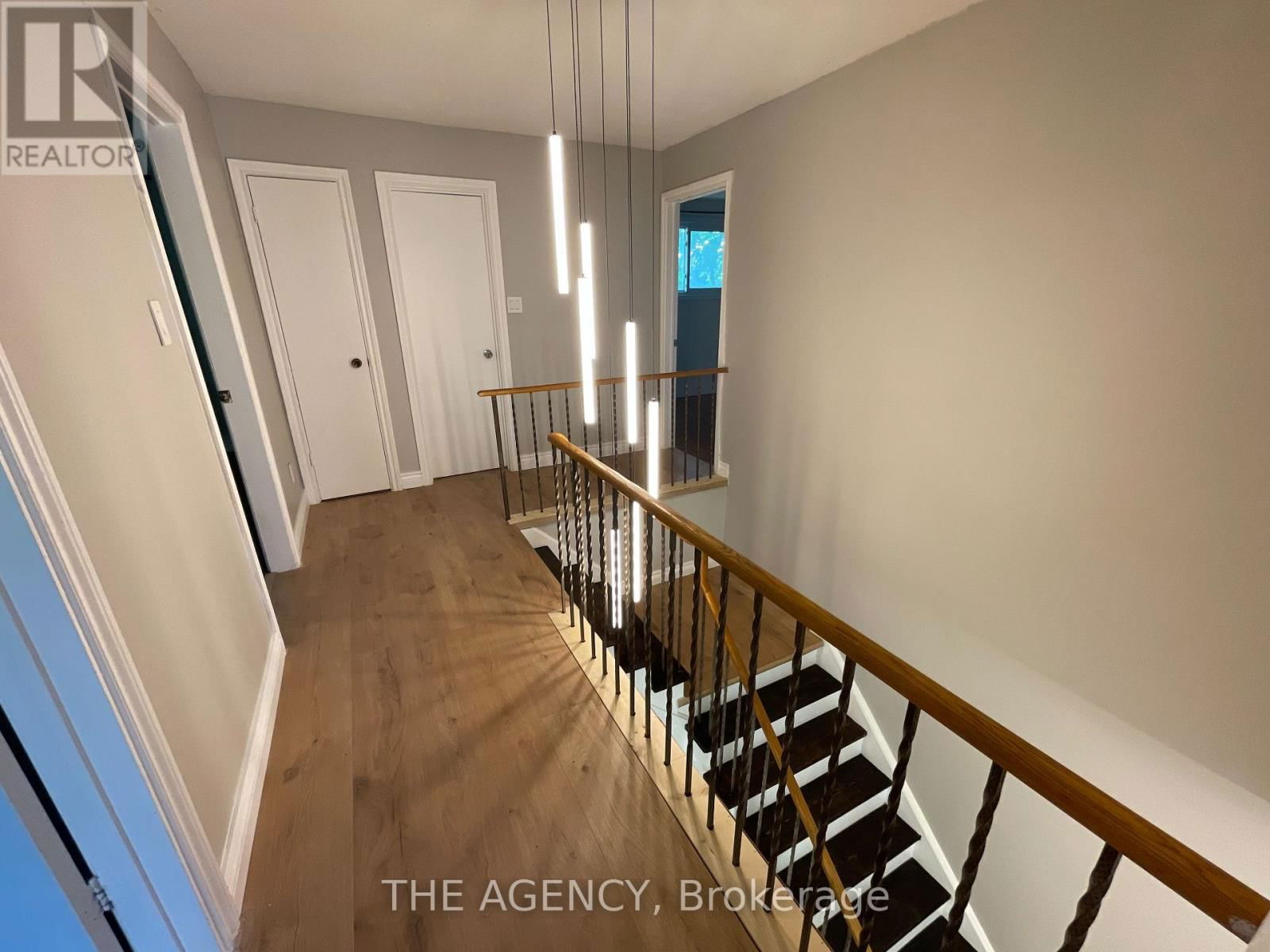 310 PRIMROSE LANE Image 16