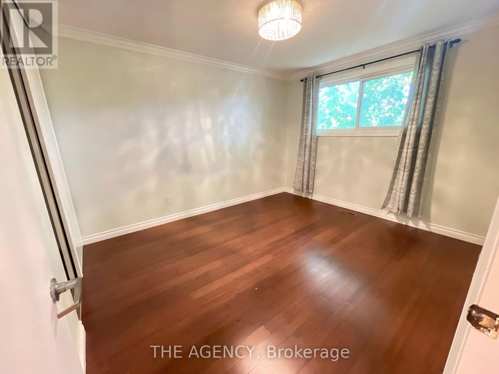 310 PRIMROSE LANE Image 22