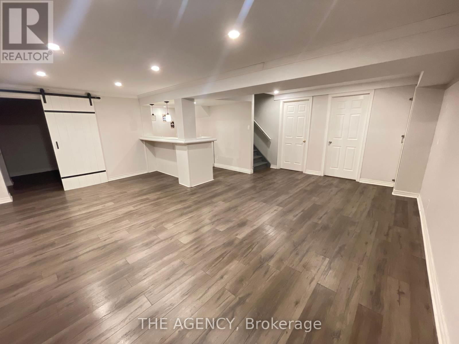 310 PRIMROSE LANE Image 23