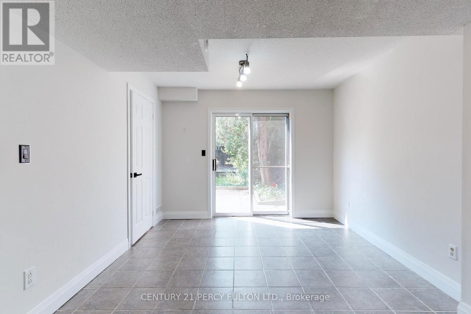 35 BOWLER STREET Image 22