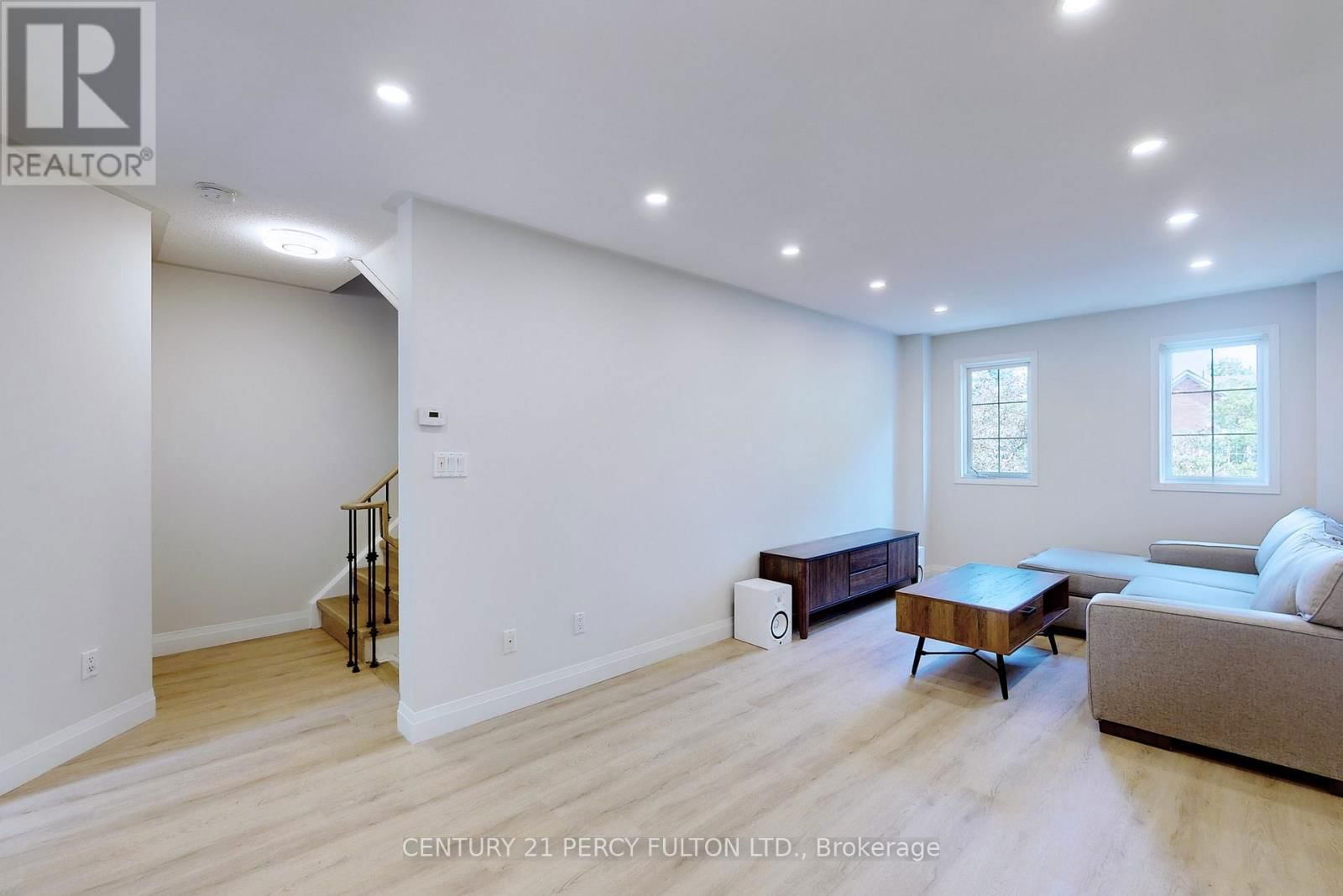 35 BOWLER STREET Image 5