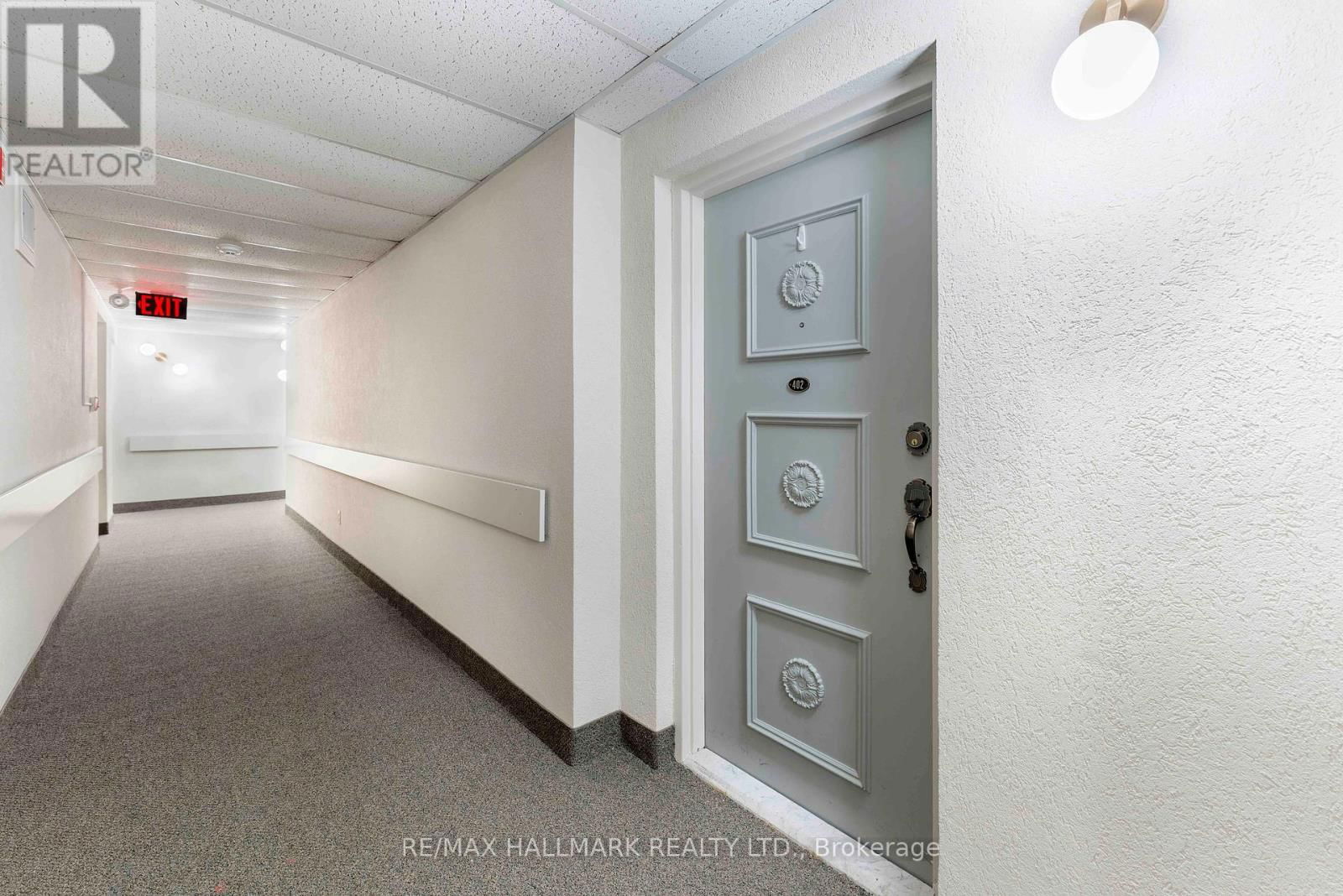 402 - 15390 YONGE STREET Image 3