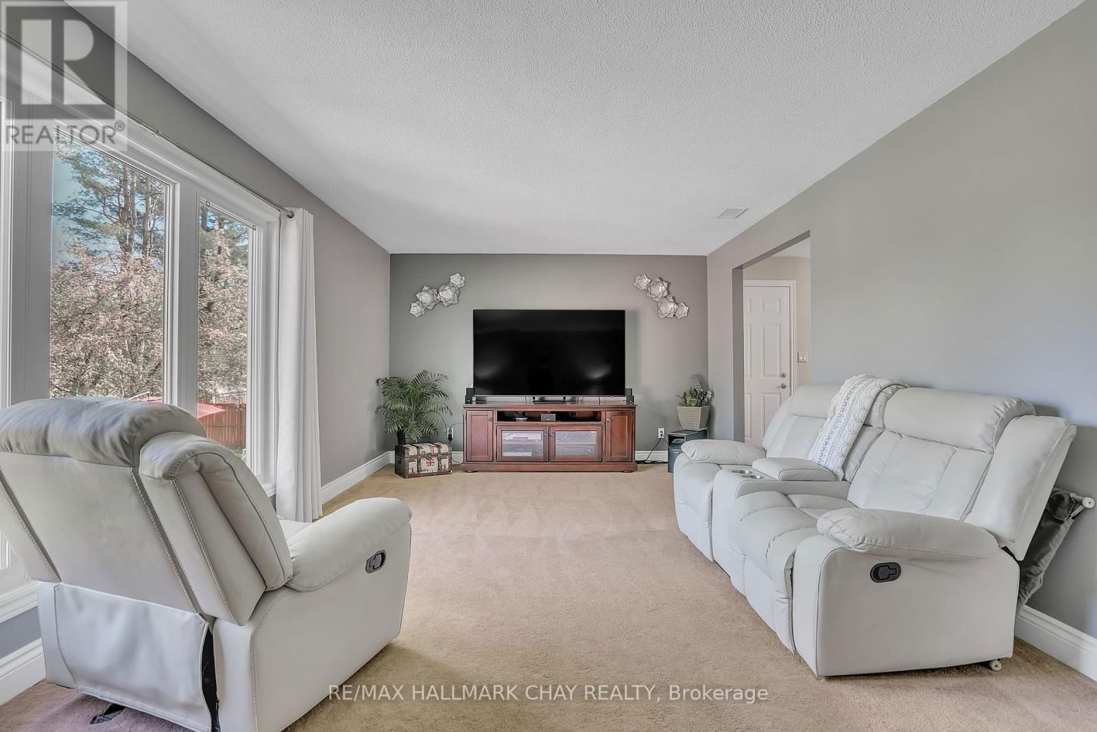 215 MCGEORGE AVENUE Image 15