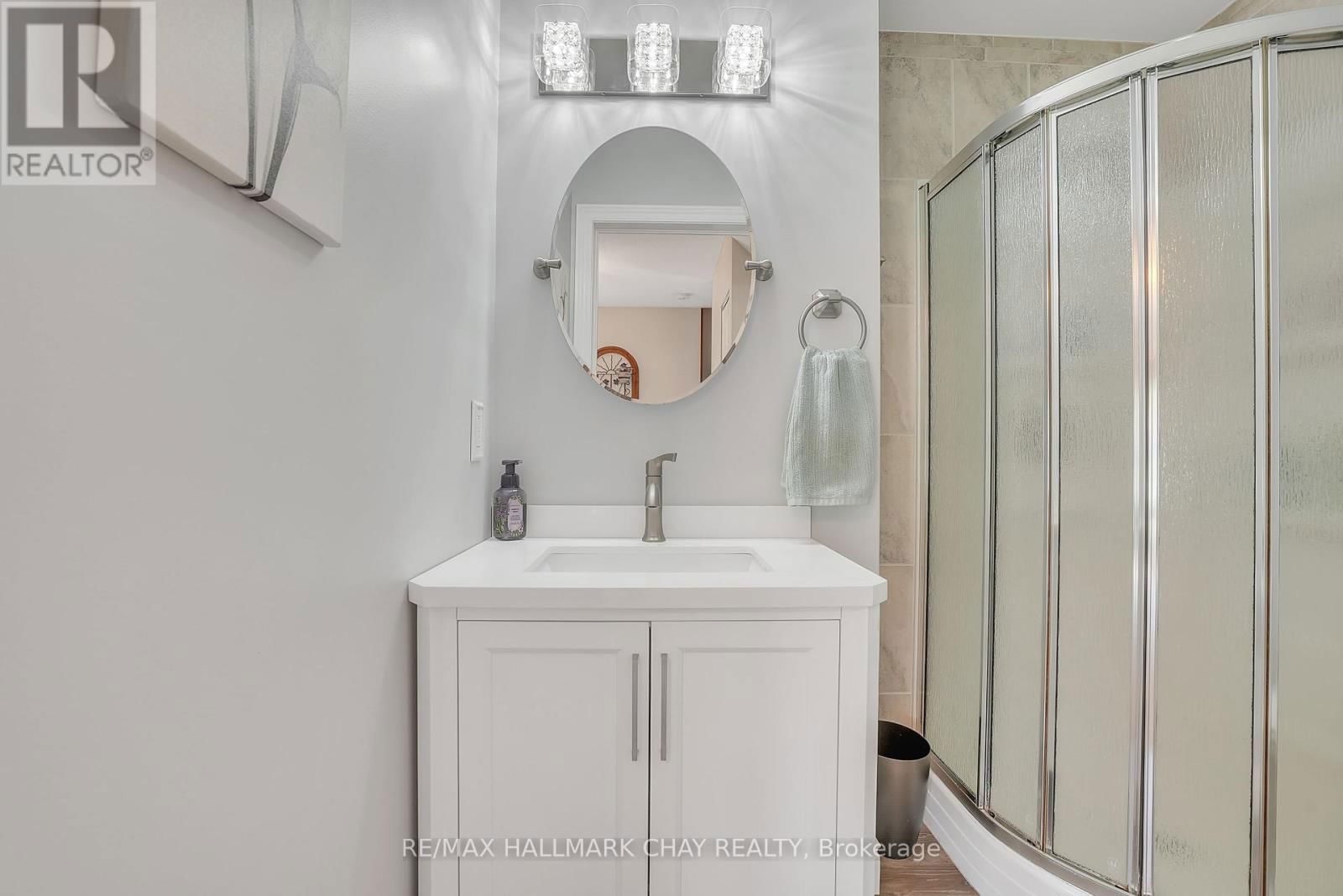 215 MCGEORGE AVENUE Image 27
