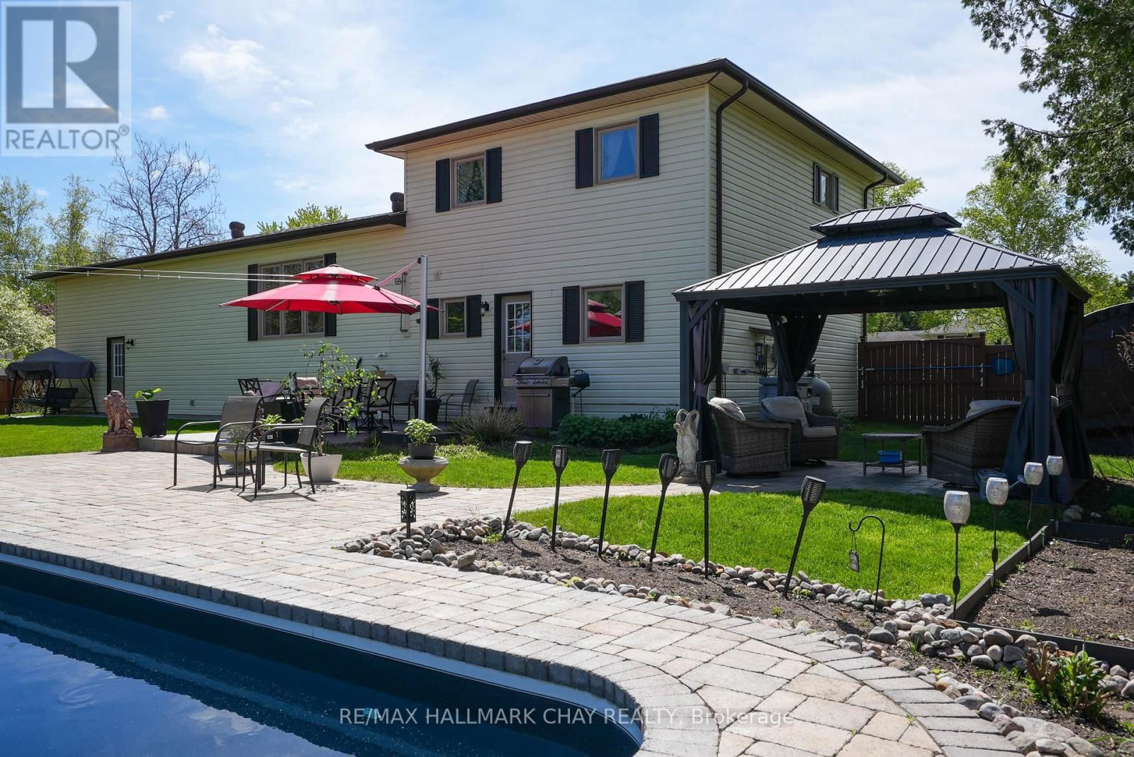 215 MCGEORGE AVENUE Image 33