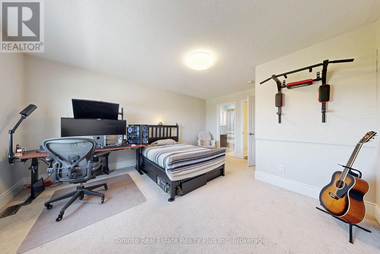 1 WATSON DRIVE Image 32