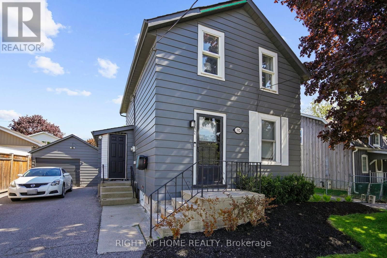 392 STOUFFER STREET Image 2