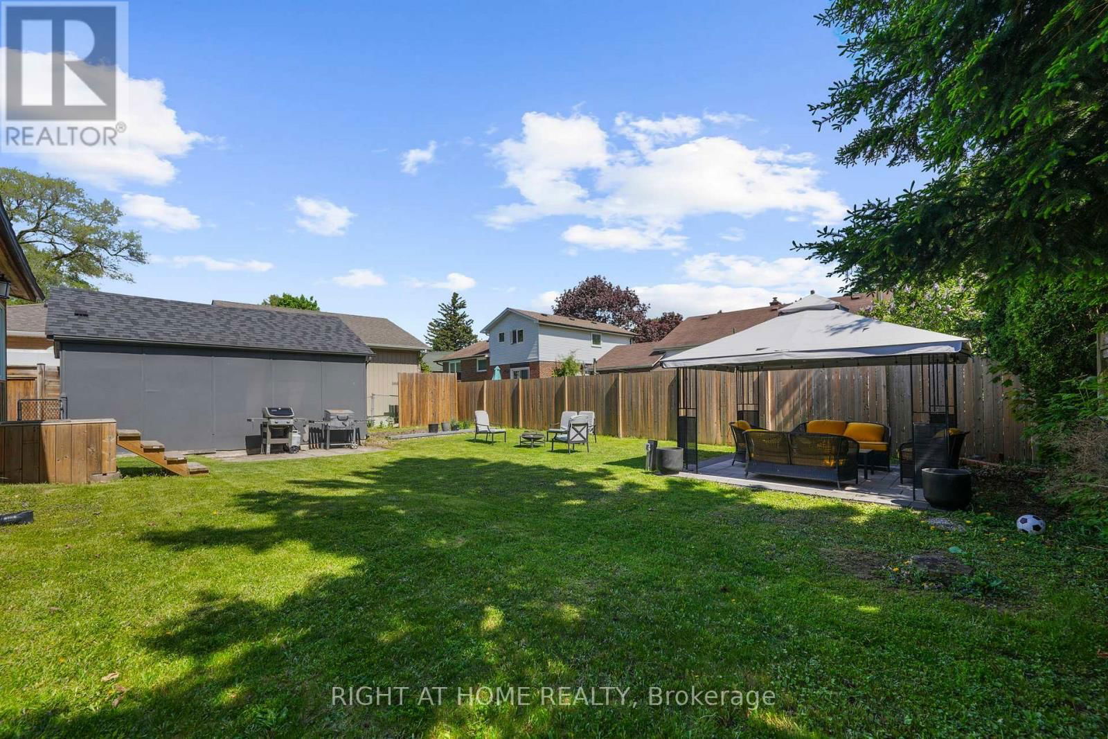392 STOUFFER STREET Image 38