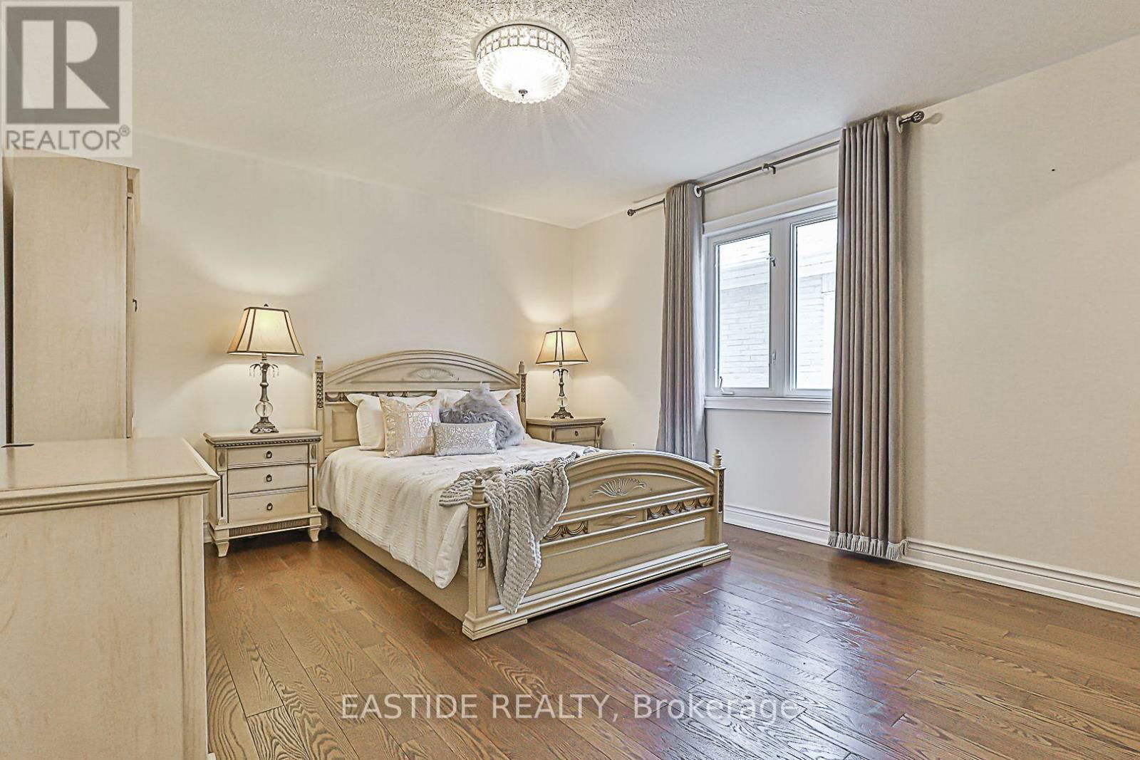 27 BRIMWOOD CRESCENT Image 22