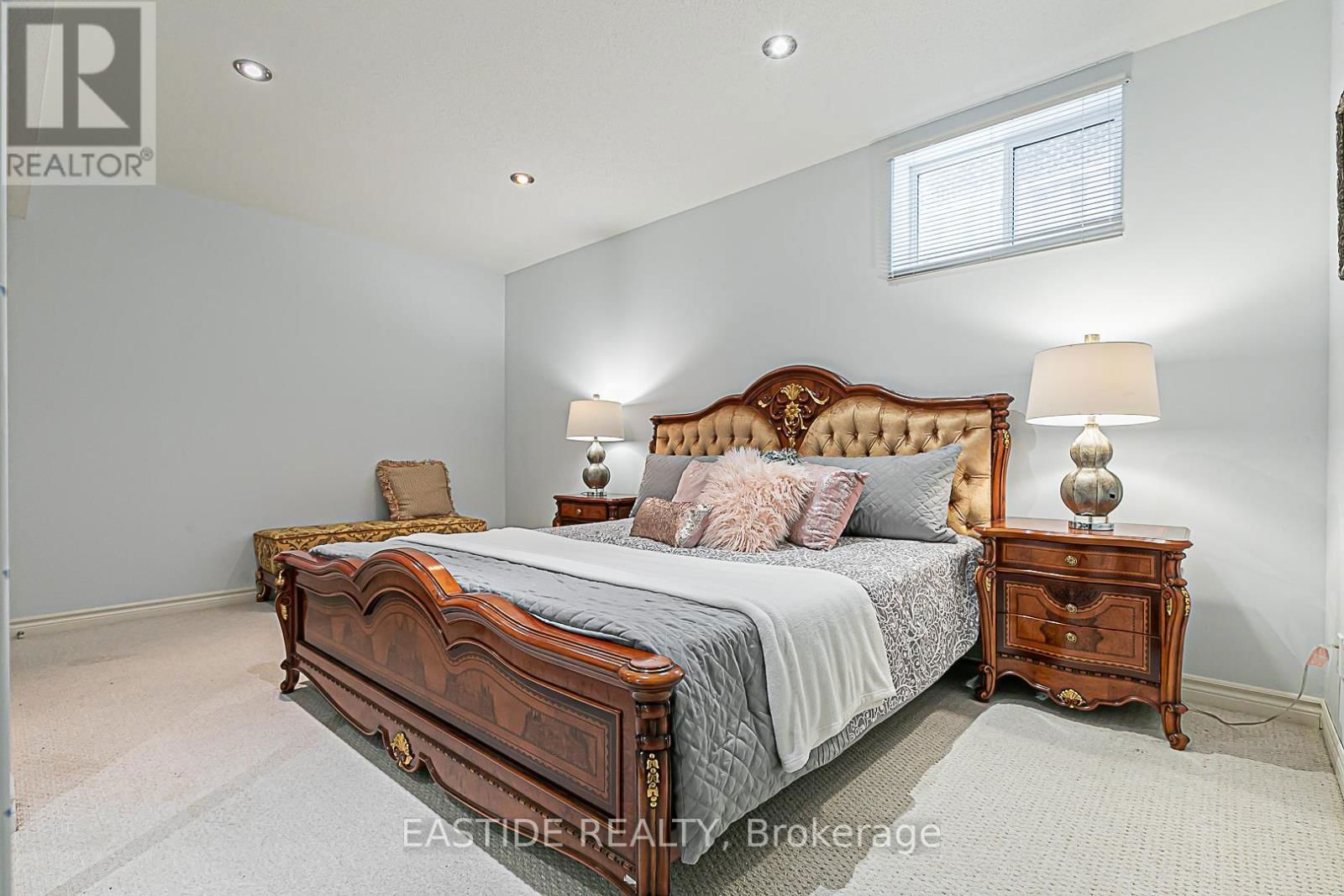 27 BRIMWOOD CRESCENT Image 33