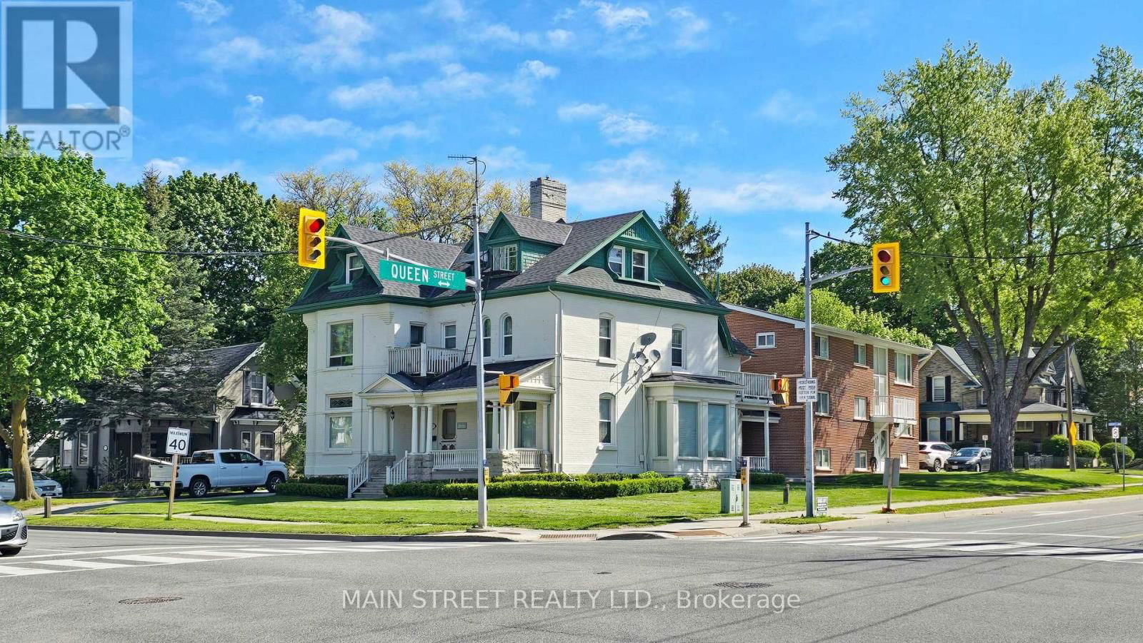 589 QUEEN STREET Image 5